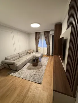Prodaja, dvosoban stan, 69m², City Kvart, Podgorica - image 2