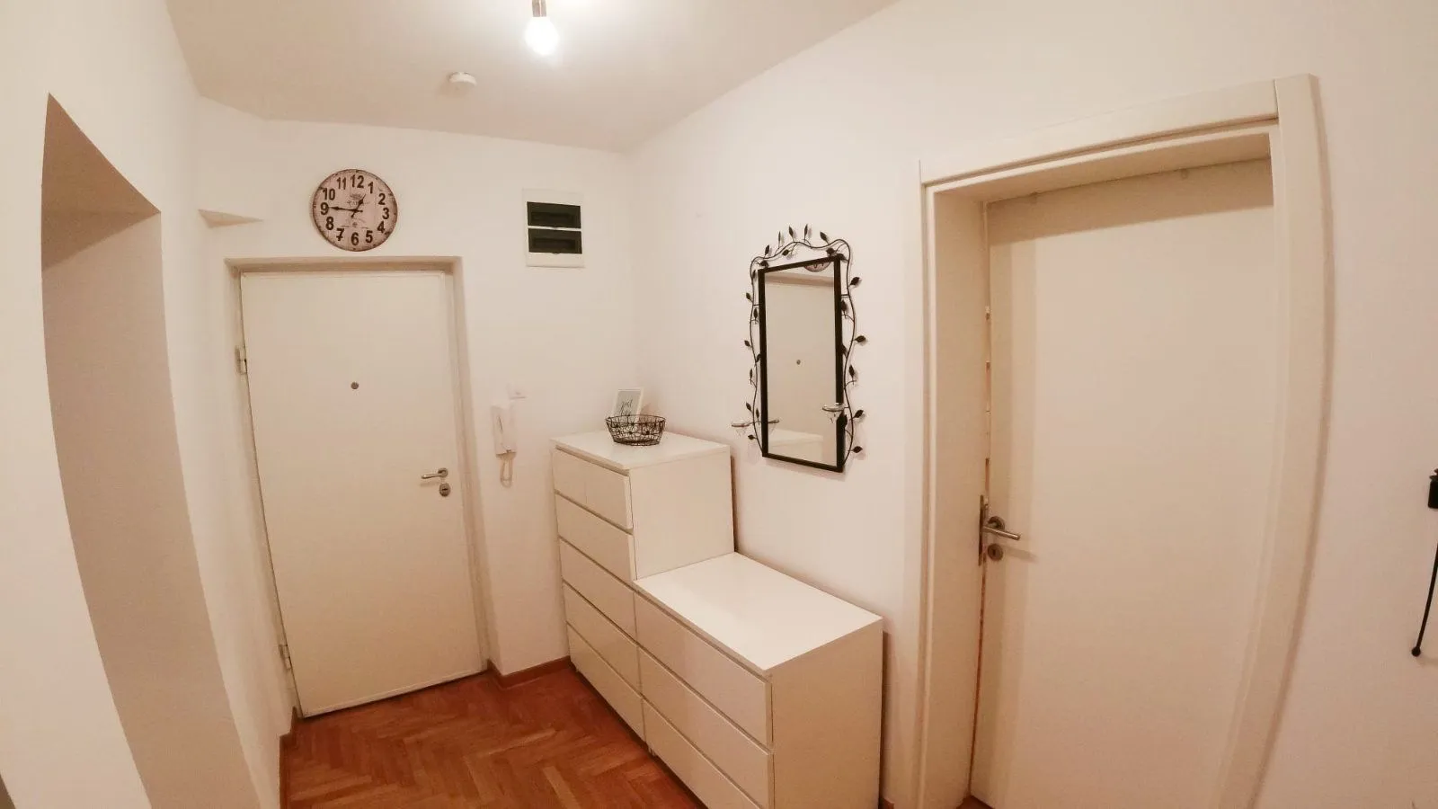 Sale, two bedroom apartment, 62m², Vračar Hram, Vračar Sve Podlokacije