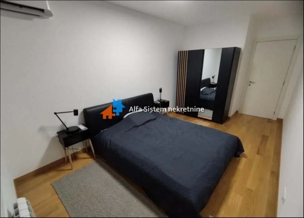 Prodaja, trosoban stan, 78m², Novi Beograd Blok 65, Novi Beograd Sve Podlokacije