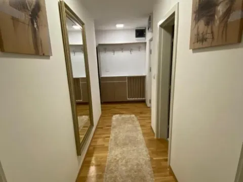 Rent, two bedroom apartment, 66m², Niš, Srbija - image 4