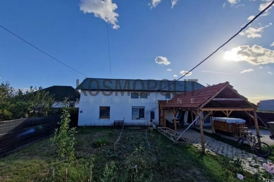 Prodaja, kuća, 172m², Zemun Ugrinovci, Zemun Sve Podlokacije