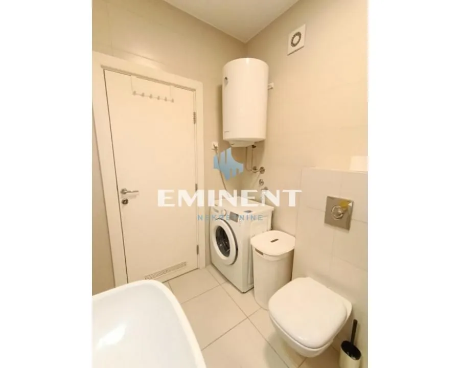 Prodaja, trosoban stan, 81m², Ada, Beograd