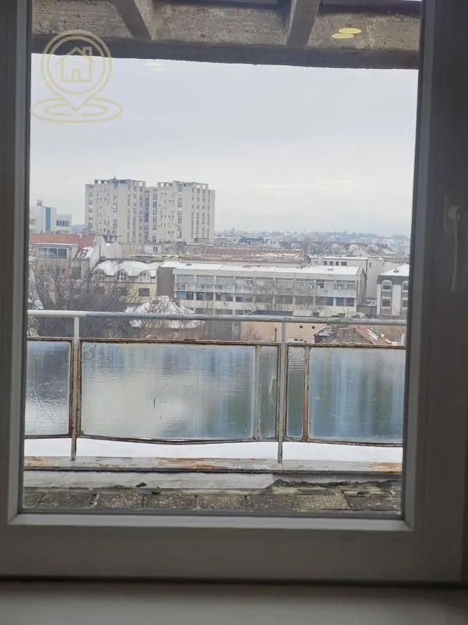 Prodaja, dvosoban stan, 48m², Stari grad, Novi Sad