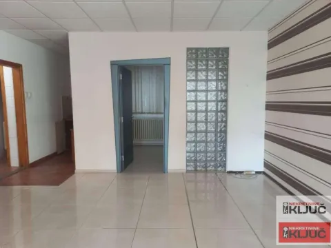 Izdavanje, poslovni prostor, 102m², Liman 4, Novi Sad Sve Podlokacije - image 7
