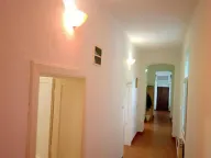 Izdavanje, trosoban stan, 90m², Cvetni Trg, Vračar Sve Podlokacije - image 4