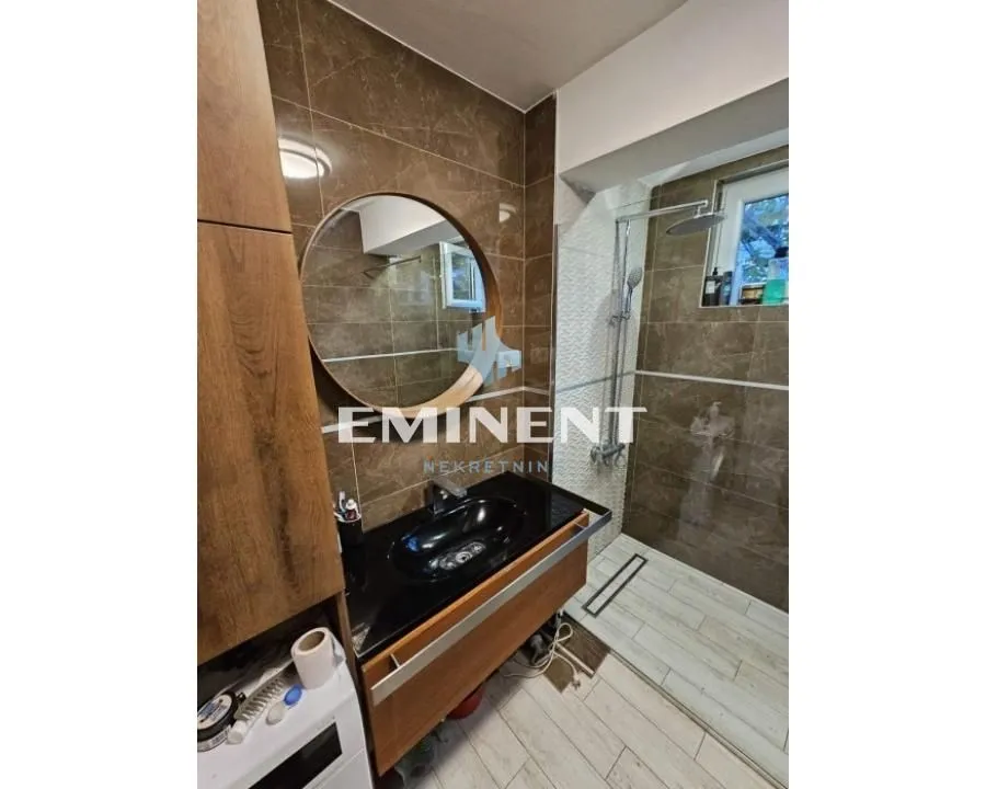 Rent, apartment, 40m², Neimar, Vračar Sve Podlokacije