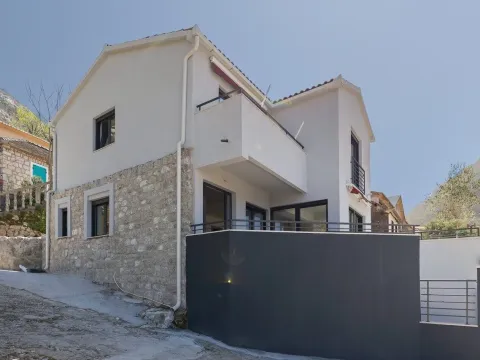 Prodaja, kuća, 160m², Škaljari, Kotor - image 42
