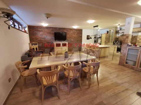 Izdavanje, kuća, 180m², Crveni Krst, Beograd - image 3