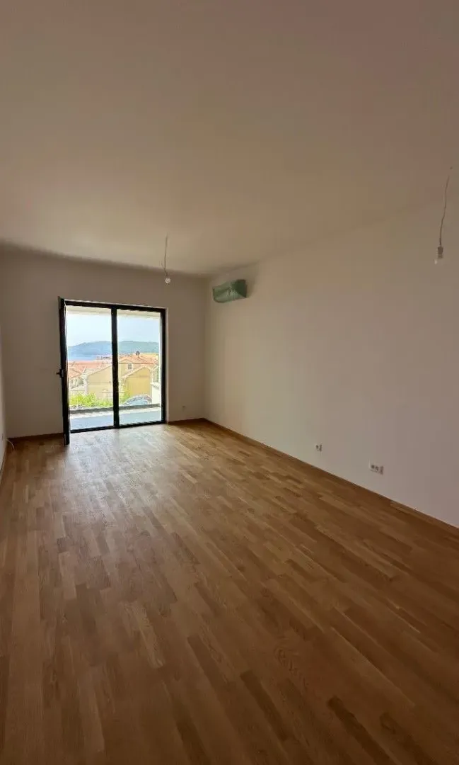 Prodaja, jednosoban stan, 42m², Bečići, Budva