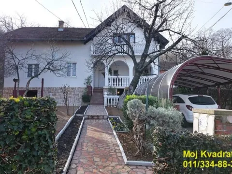 Prodaja, kuća, 214m², Zvezdarska Šuma, Zvezdara Sve Podlokacije - image 18