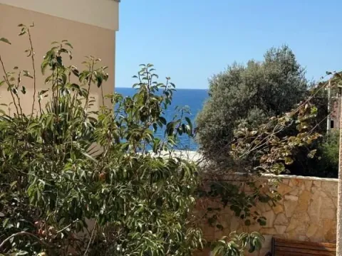 Sale, studio apartment, 33m², Dobra Voda, Budva - image 2