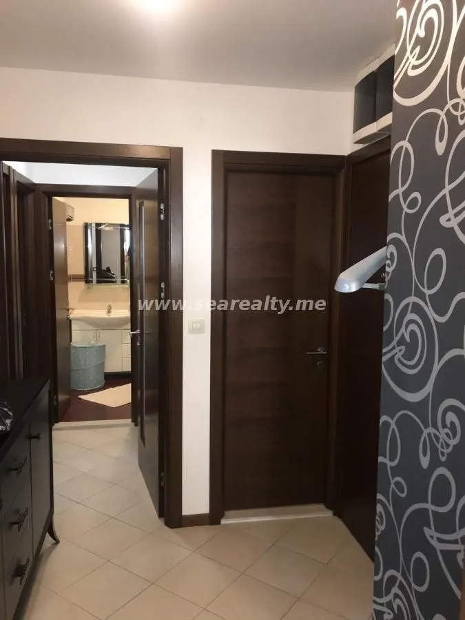 Rent, apartment, 72m², Gorica C, Podgorica