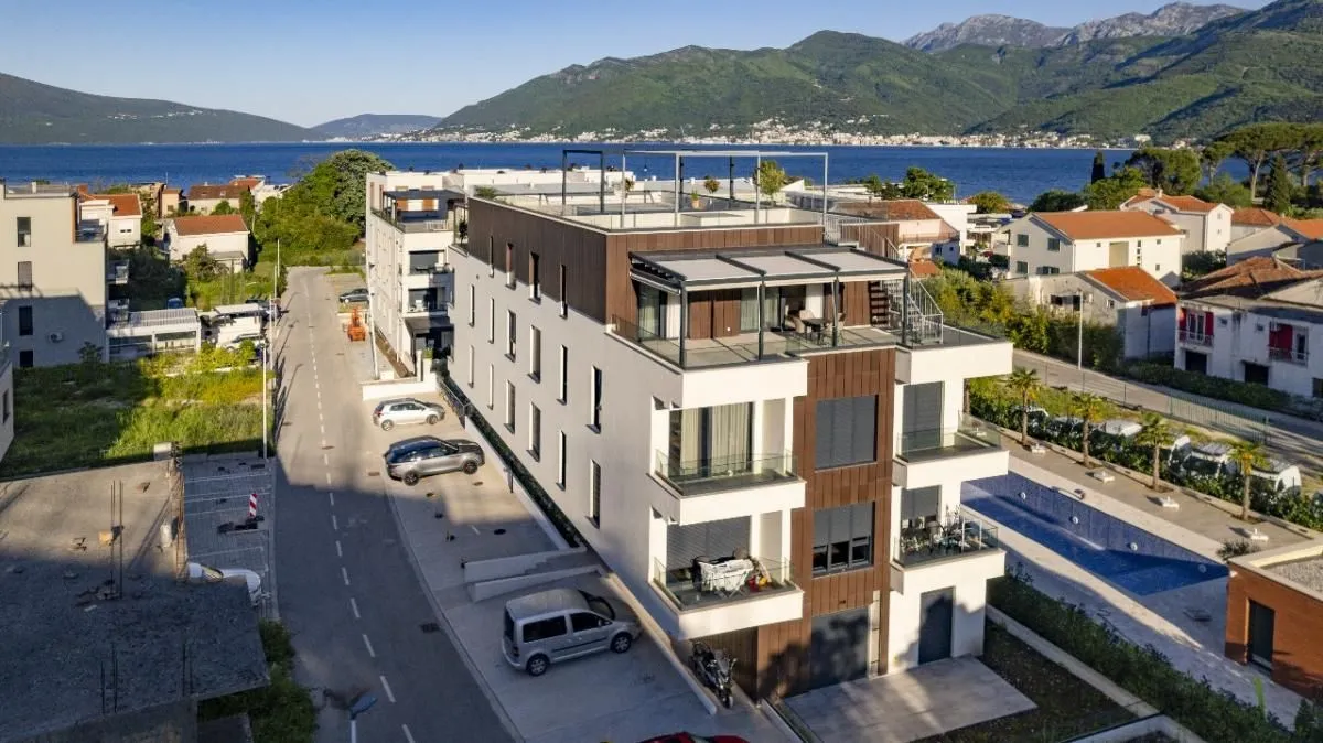 Sale, two bedroom apartment, 154m², Donja Lastva, Tivat