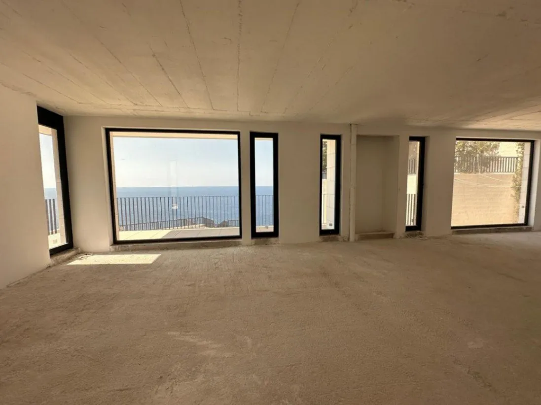 Sale, house, 443m², Reževići, Budva