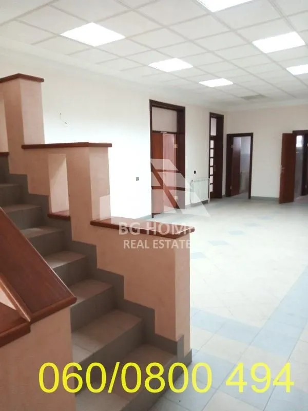 Rent, office space, 936m², Borča 1, Borča Sve Podlokacije