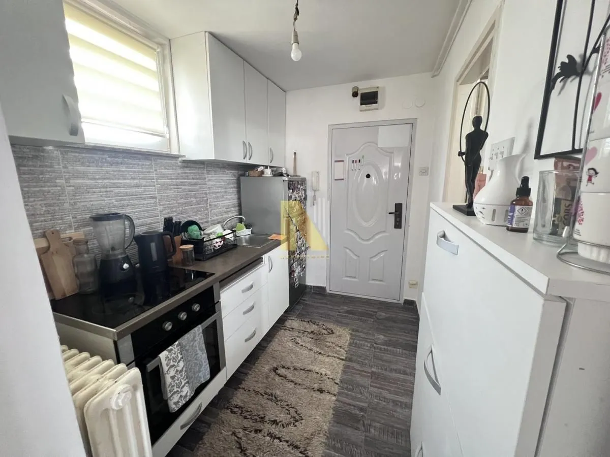 Prodaja, garsonjera, 20m², Detelinara, Novi Sad Sve Podlokacije