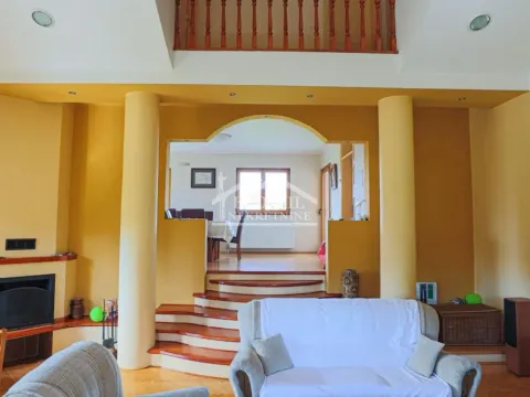 Sale, house, 282m², Palilula Sve Podlokacije, Beograd - image 4