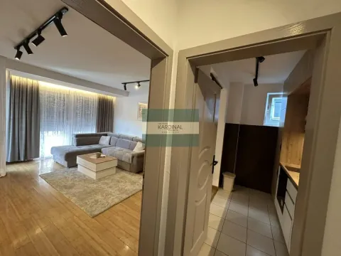 Izdavanje, dvosoban stan, 52m², Centar, Kragujevac - image 9