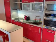 Izdavanje, trosoban stan, 70m², Centar, Novi Sad - image 9