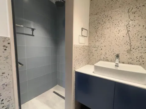 Prodaja, dvosoban stan, 65m², Centar, Tivat - image 8