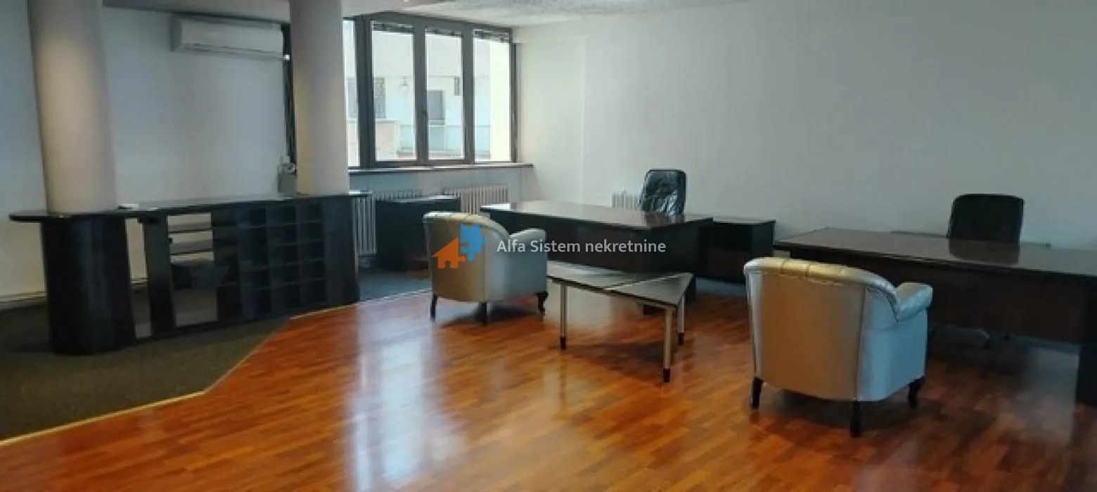 Rent, office space, 180m², Stari Grad, Beograd