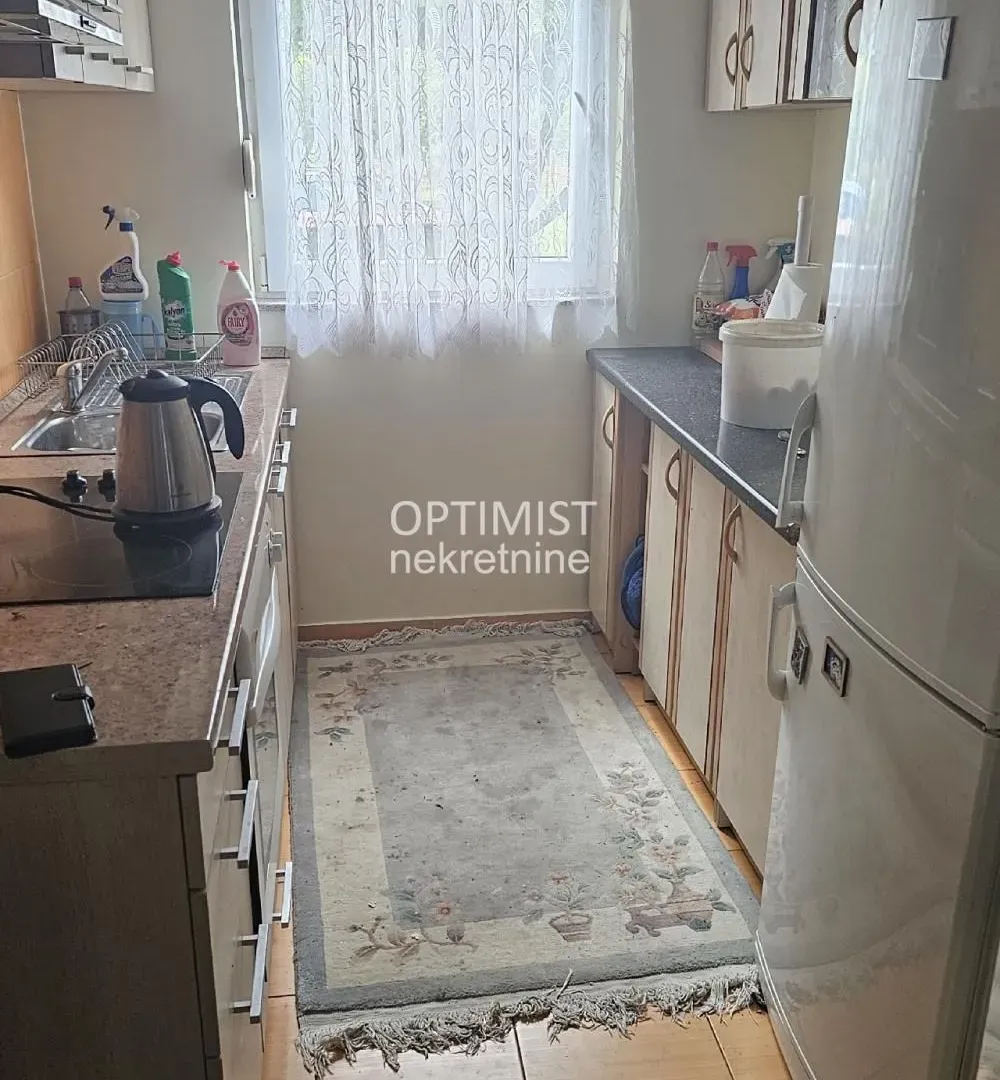 Sale, house, 176m², Batajnica, Beograd