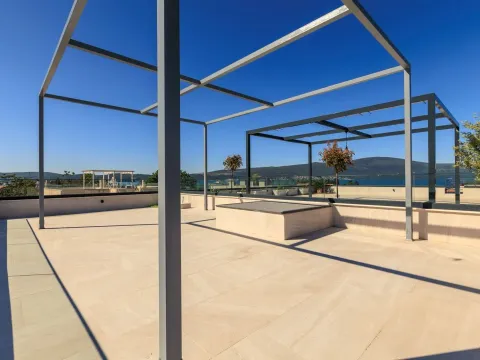 Prodaja, dvosoban stan, 154m², Tivat, Crna Gora - image 18