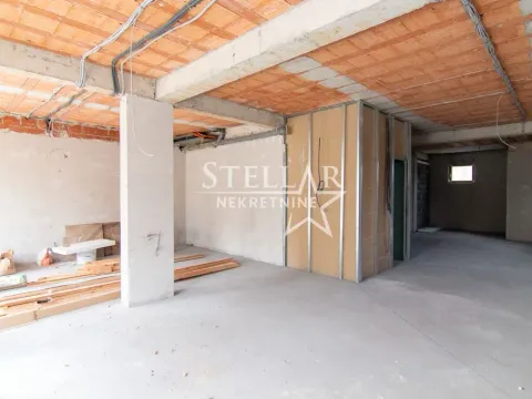 Rent, office space, 87m², Pobrežje, Podgorica - image 1