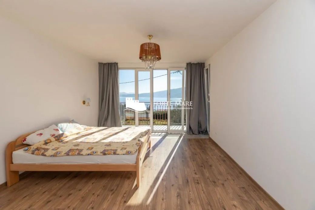 Prodaja, kuća, 254m², Baošići, Herceg Novi