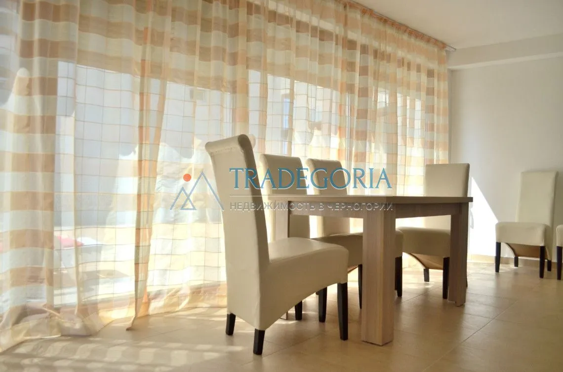 Prodaja, dvosoban stan, 68m², Dobra Voda, Bar