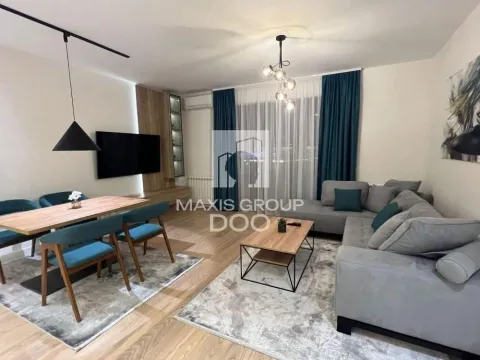 Izdavanje, trosoban stan, 89m², Savski Venac, Beograd - image 5