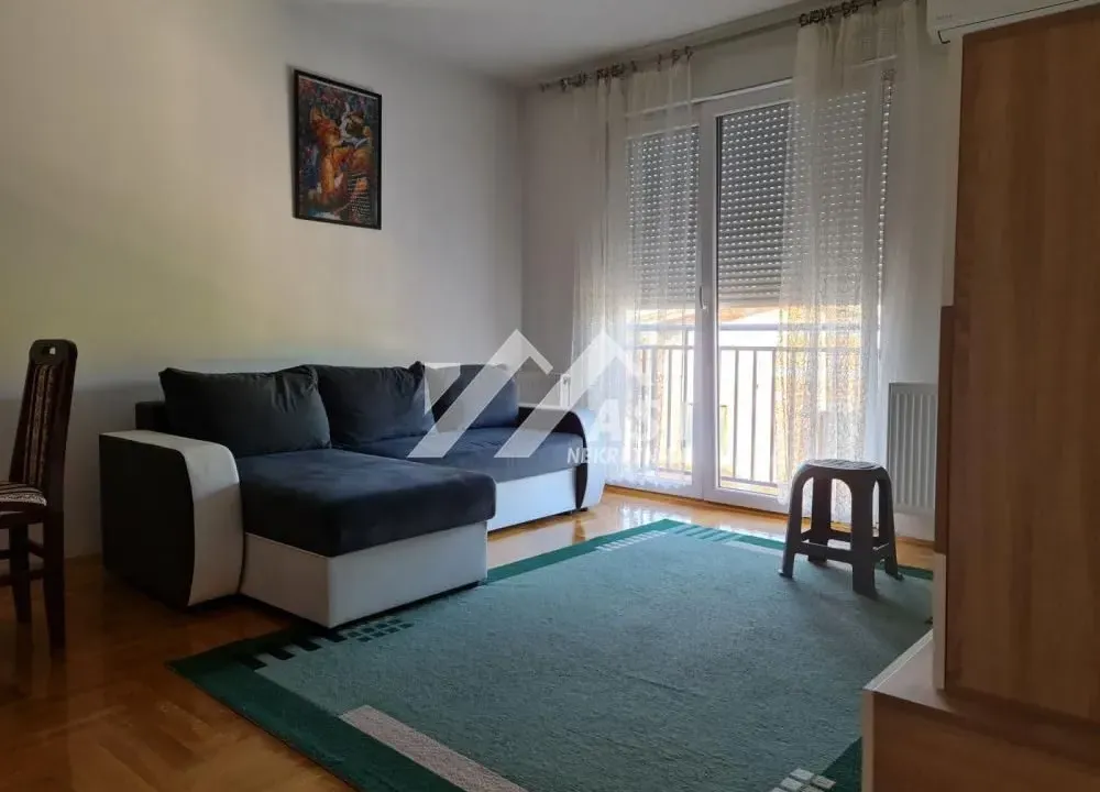 Izdavanje, dvosoban stan, 45m², Grbavica, Novi Sad Sve Podlokacije
