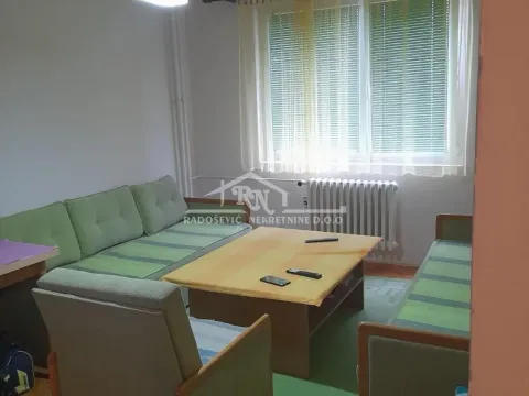Stan in Čukarica