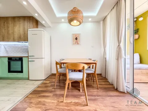 Prodaja, trosoban stan, 89m², Pejton, Podgorica - image 6