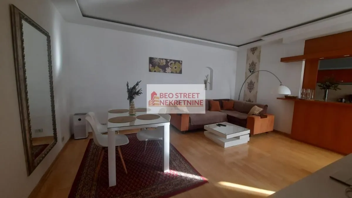 Rent, two bedroom apartment, 55m², Stari Grad, Beograd