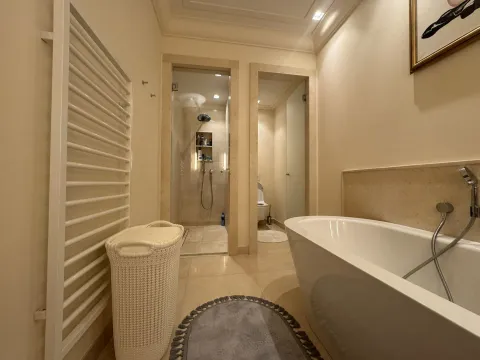 Prodaja, dvosoban stan, 95m², Porto Montenegro, Tivat - image 7