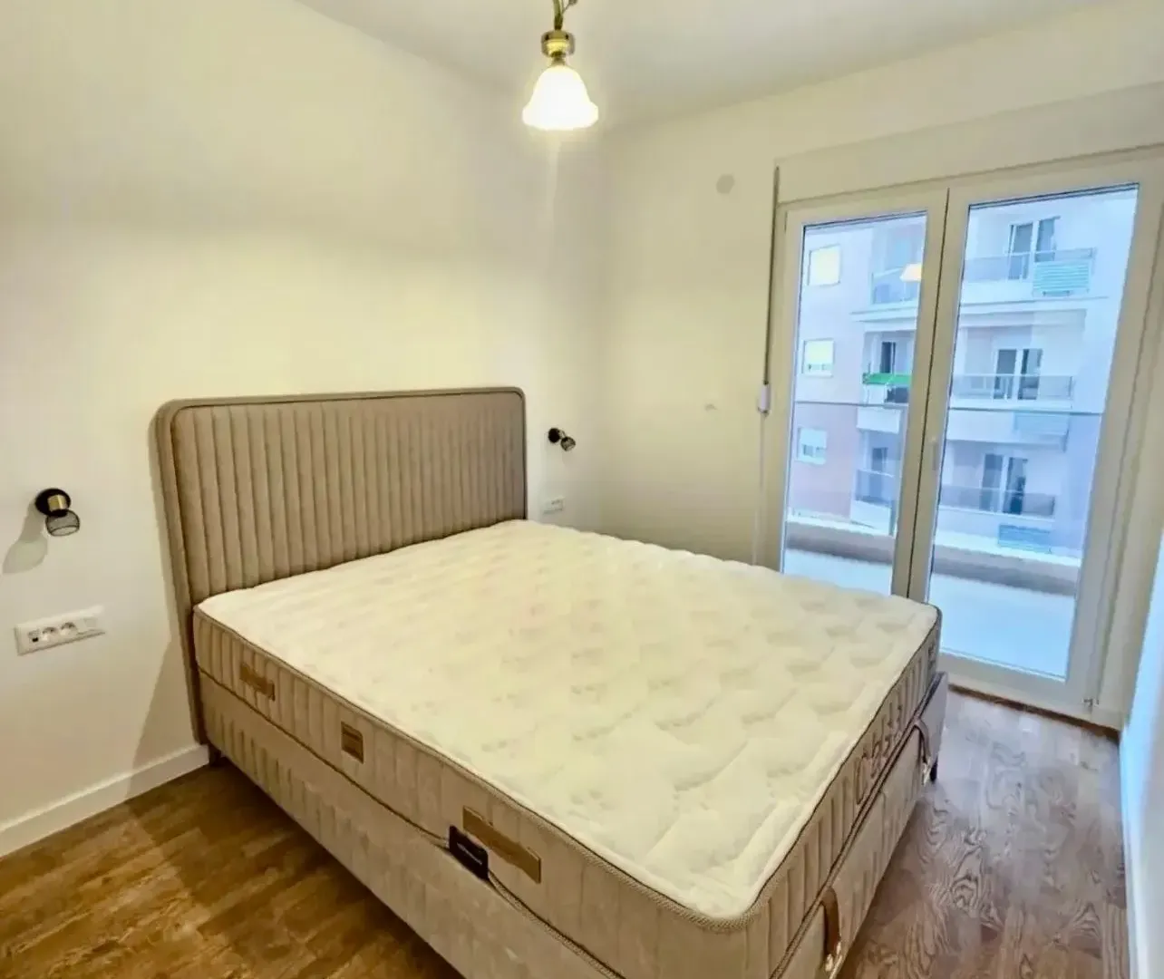 Izdavanje, jednosoban stan, 47m², Stari Aerodrom, Podgorica