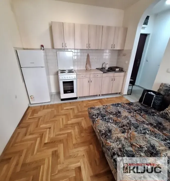 Rent, one bedroom apartment, 32m², Detelinara, Novi Sad Sve Podlokacije