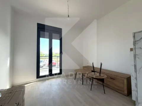 Izdavanje, jednosoban stan, 48m², Tološi, Podgorica - image 5