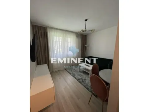 Rent, two bedroom apartment, 39m², Gundulićev Venac, Beograd - image 3