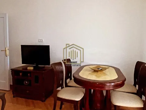 Izdavanje, jednosoban stan, 50m², Centar, Podgorica - image 2