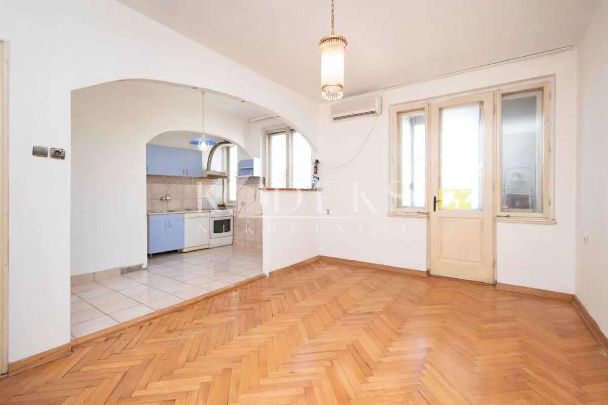 Prodaja, dvosoban stan, 76m², Centar, Podgorica