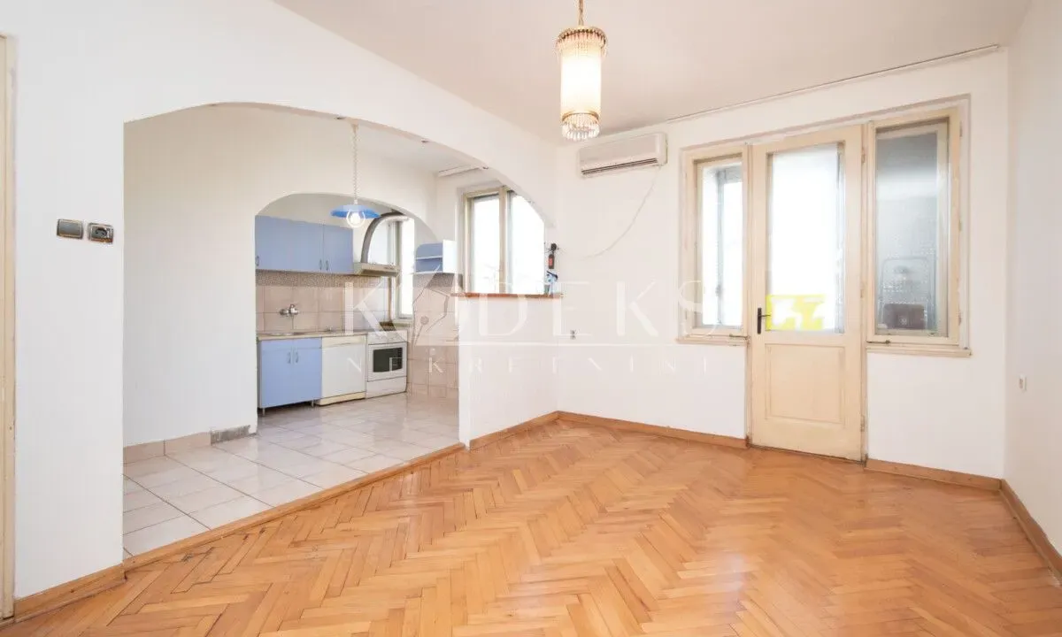 Prodaja, dvosoban stan, 76m², Centar, Podgorica