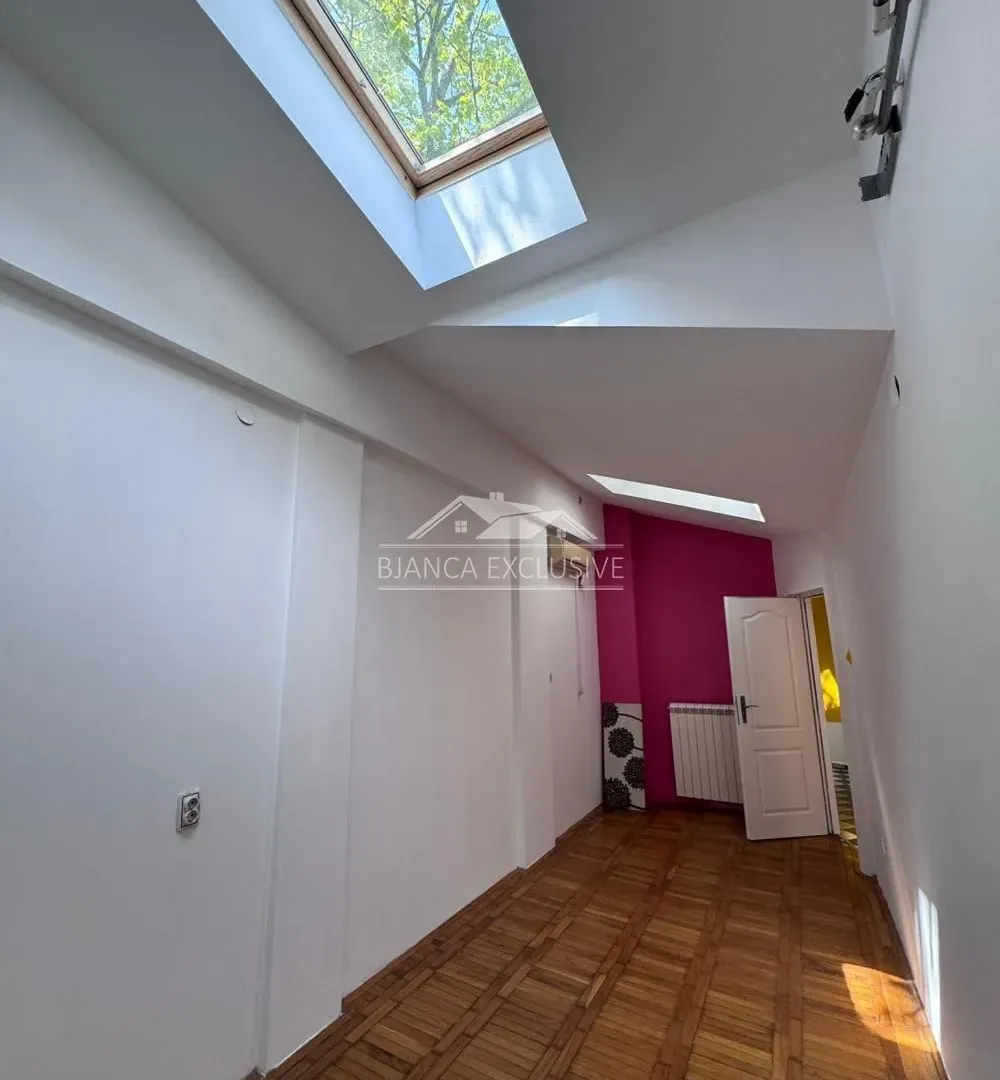 Prodaja, stan, 166m², Vračar Sve Podlokacije, Beograd