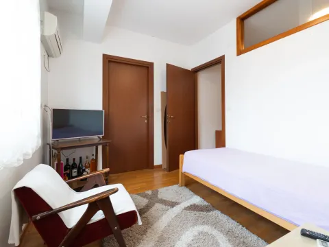 Prodaja, dvosoban stan, 53m², City Kvart, Podgorica - image 7