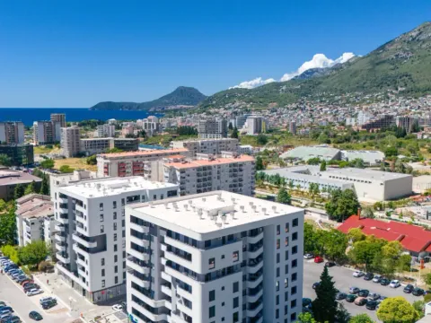 Sale, two bedroom apartment, 65m², Bar, Crna Gora - image 1