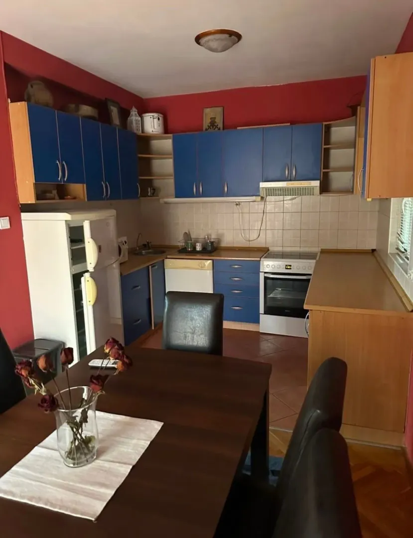 Rent, house, 200m², Donja Gorica, Podgorica