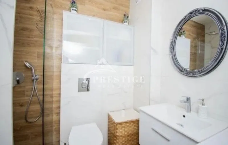 Izdavanje, jednosoban stan, 48m², Preko Morače, Podgorica