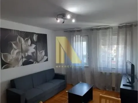 Stan in Centar