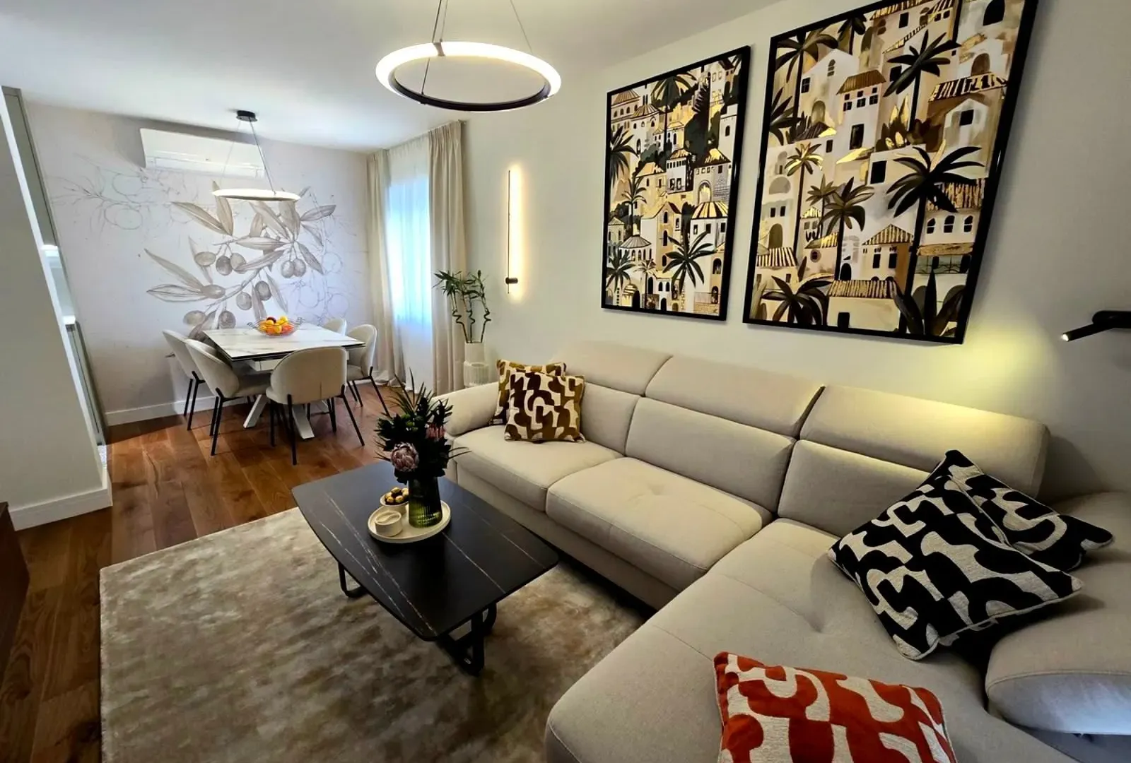 Prodaja, dvosoban stan, 70m², Tivat, Crna Gora